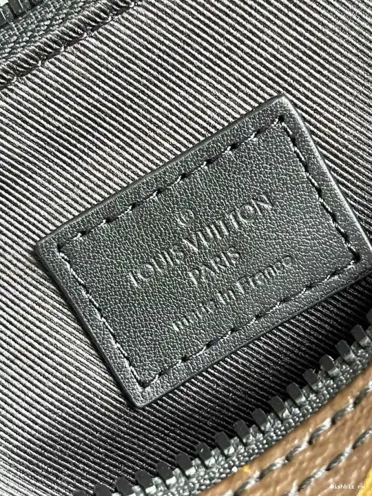 WIS XS KEEPALL LOUIS VUITTON 0607